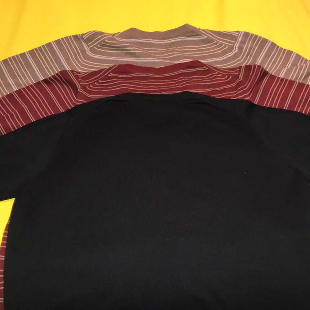 Merona V-necks Size XL $12each bundle 2 for $20 - Picture 6 of 11